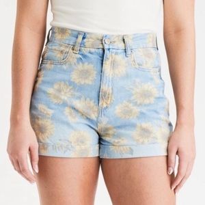 American Eagle AE sunflower high waisted denim shorts size 14